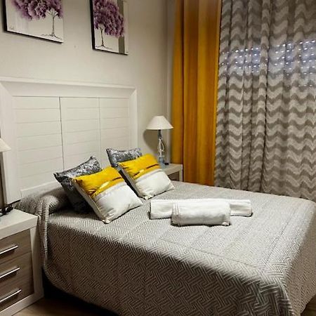 Valdepeñas Apartamento Plaza Espana מראה חיצוני תמונה