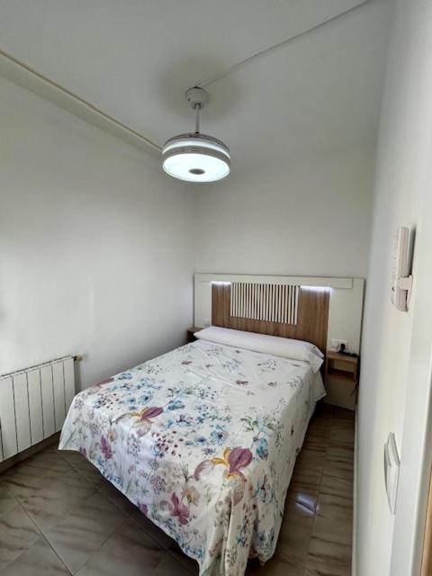 Valdepeñas Apartamento Plaza Espana מראה חיצוני תמונה